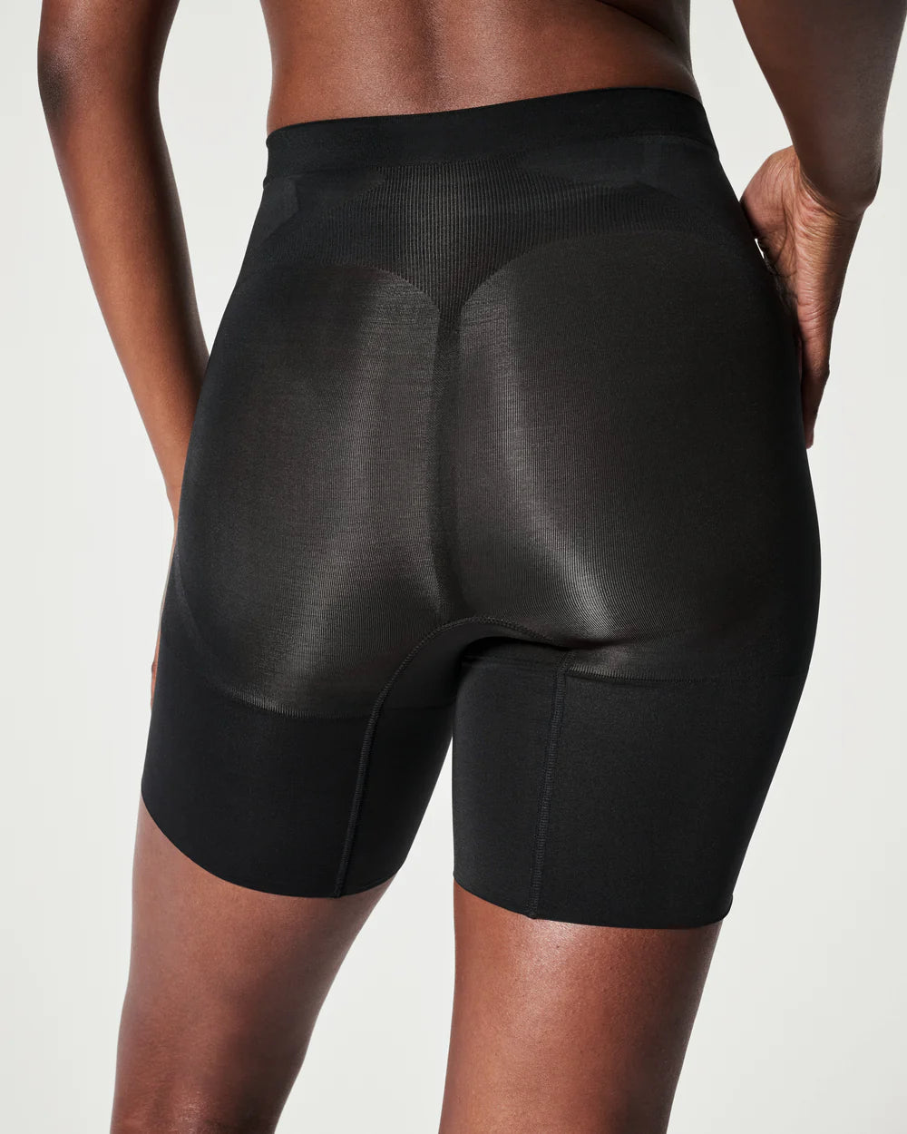 Mid-Thigh Short: OnCore Sculpting
