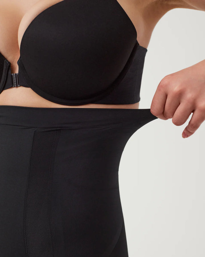 High-Waisted Mid-Thigh Short: OnCore Sculpting