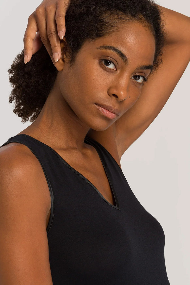 Cotton Seamless V-Neck Tank Top