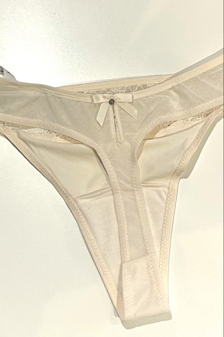 Pearl Thong: XS