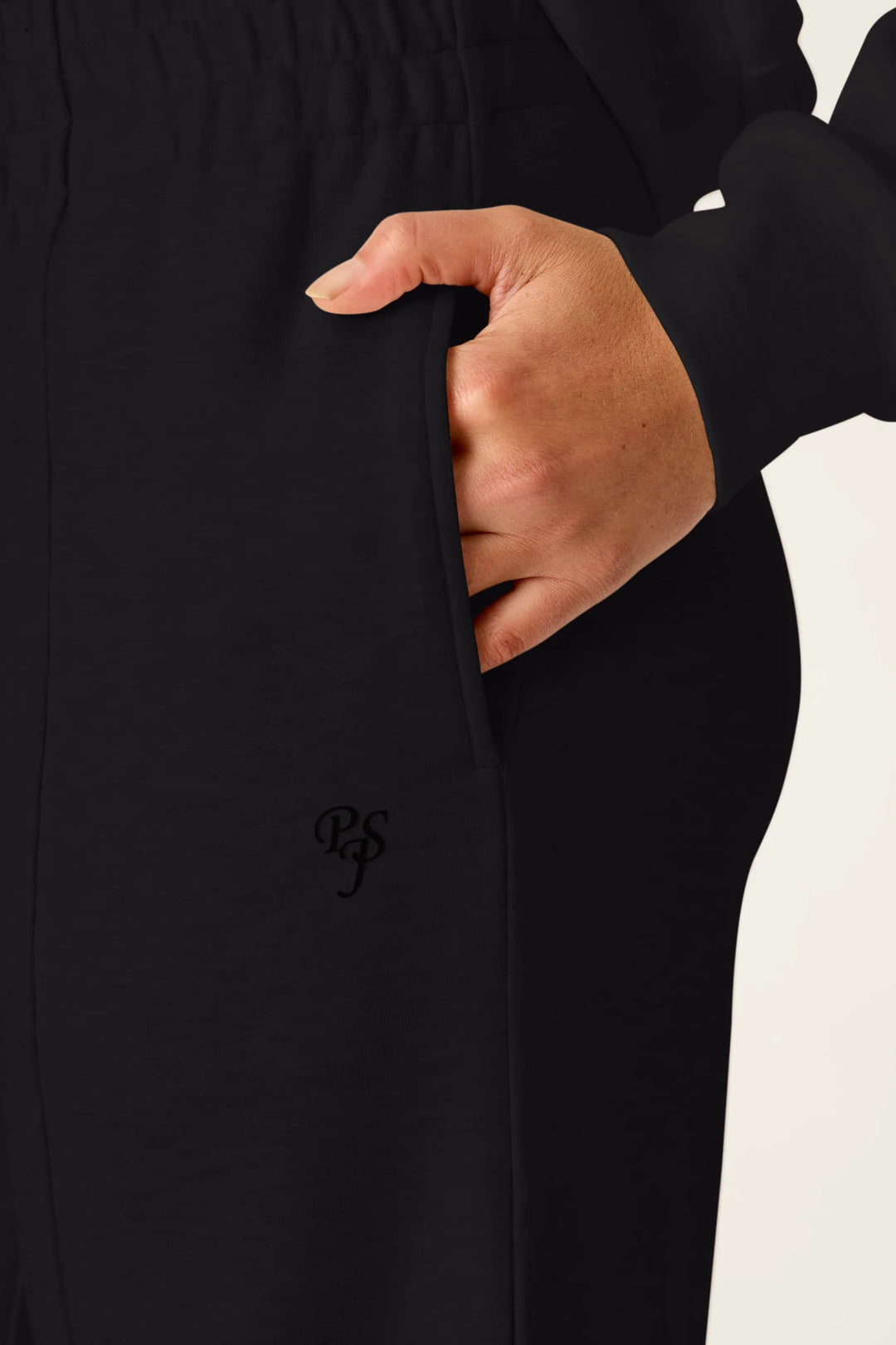 C'est La Vie Onyx Lounge Set