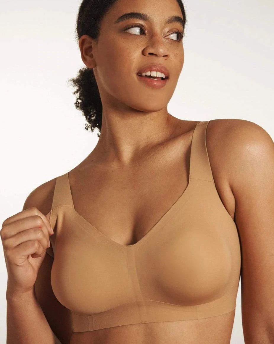 Buy Curvation Women's Smooth Support Wire-Free Bra 5304383 Online